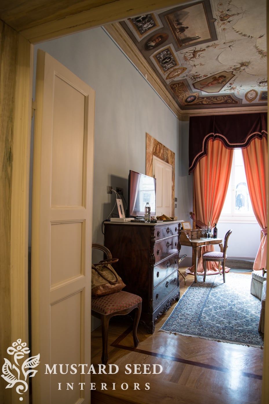 Miss Mustard Seed's piazza pitti palace in Florence