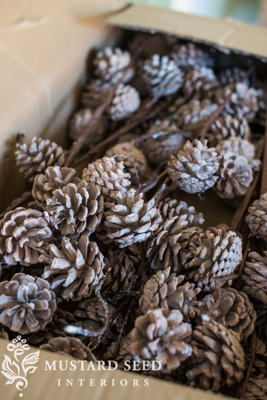 Yukon Spruce Balsam Hill dining room Christmas tree | miss mustard seed