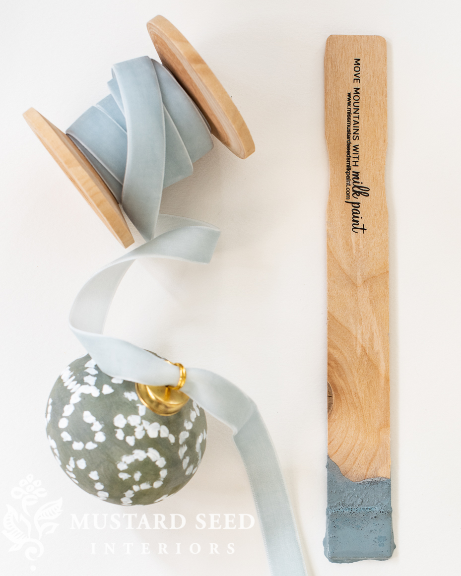 hand painted ceramic ornaments | christmas crafts | milk paint | miss mustard seed's milk paint