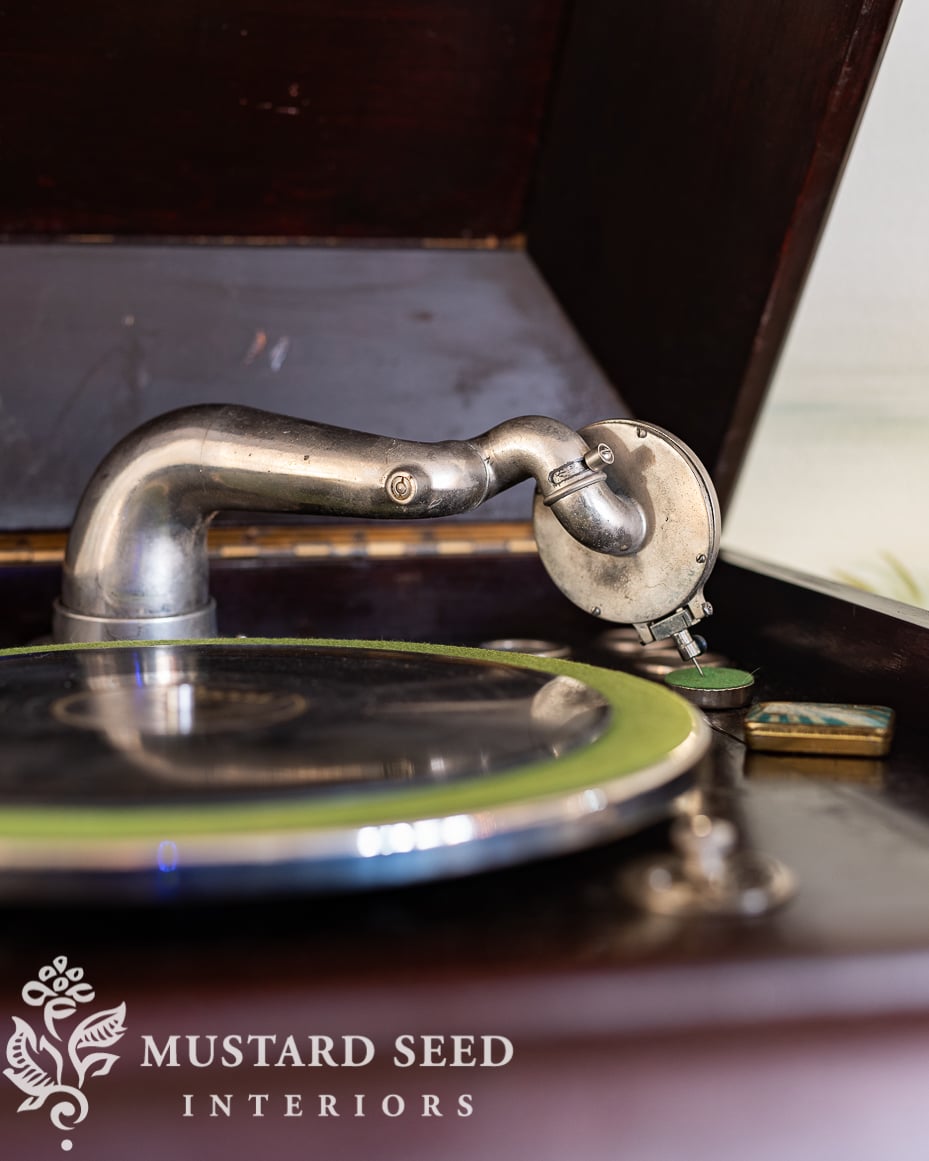 antique victrola | miss mustard seed
