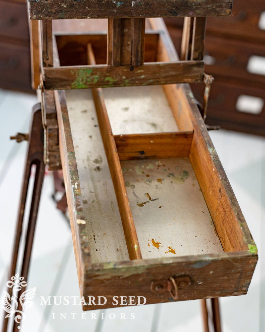 victorian box easel | miss mustard seed