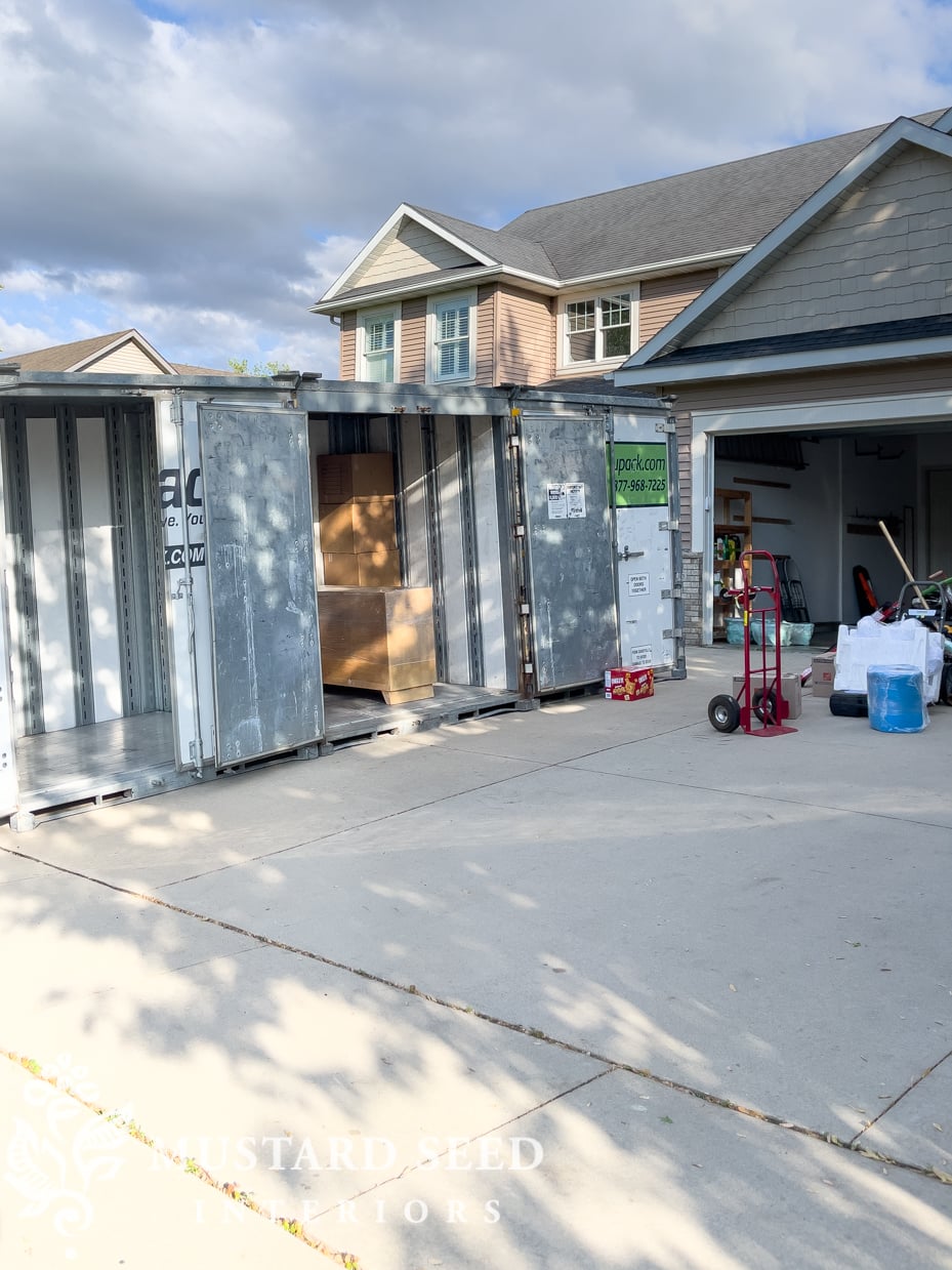 moving day | uPack relocubes | miss mustard seed