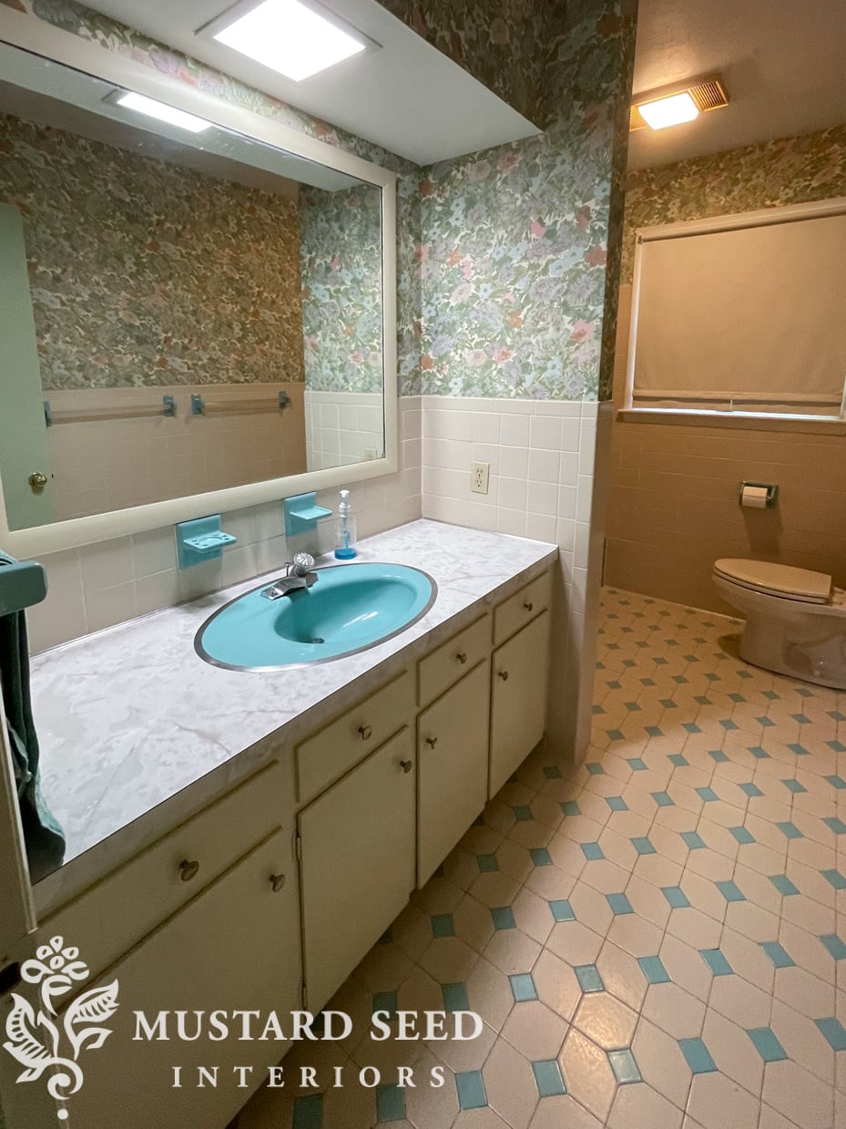 1970 bathroom before | miss mustard seed