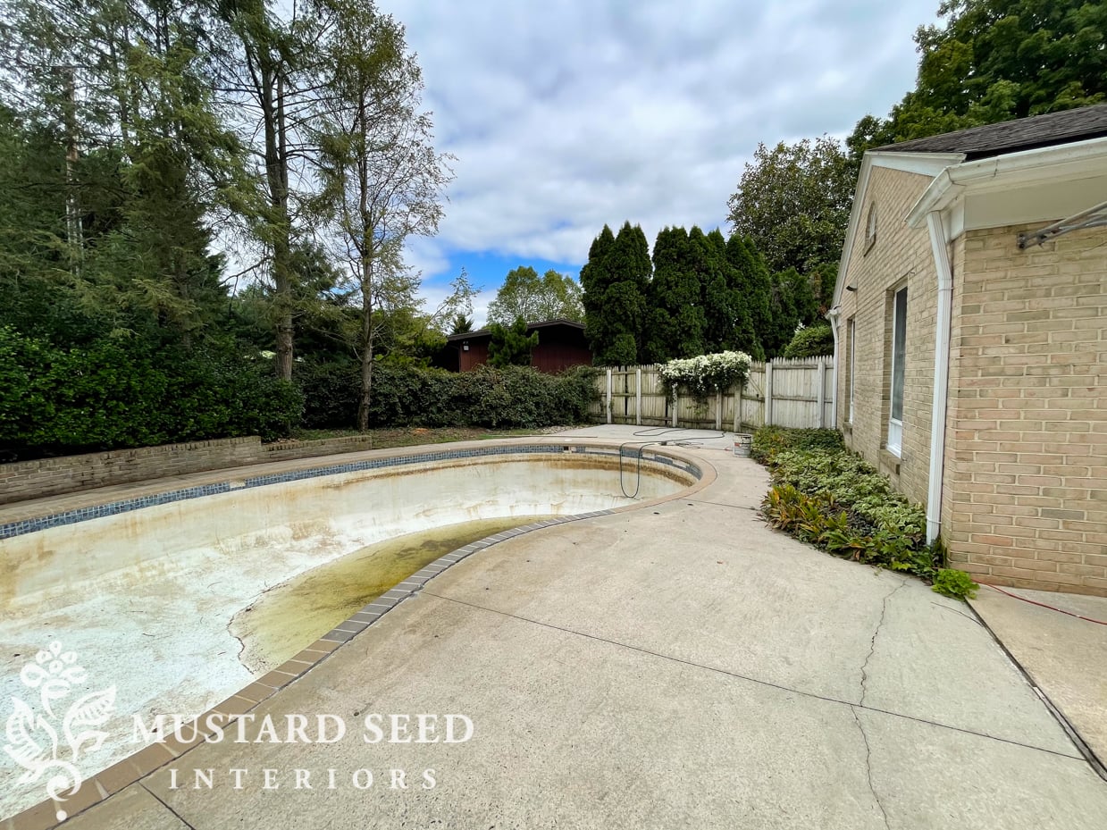 1970 house renovation | pool before | miss mustard seed