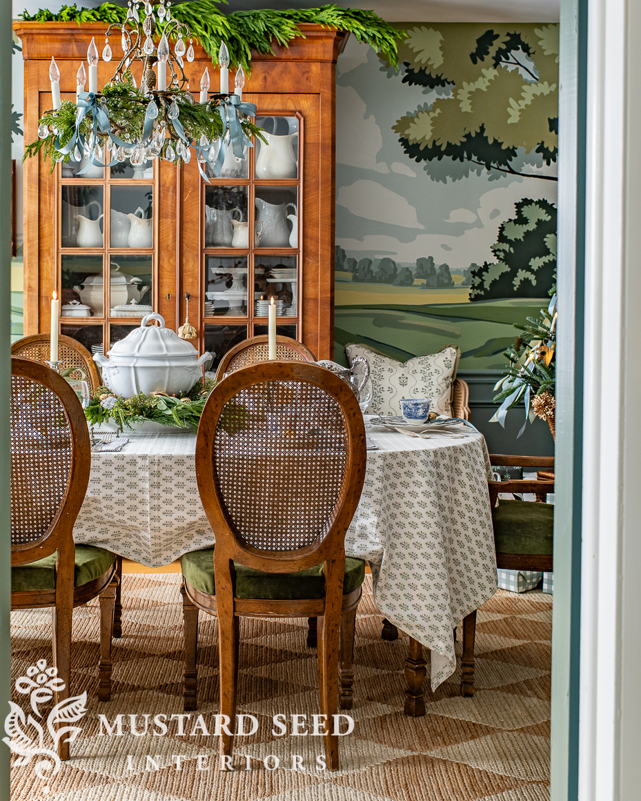 Christmas dining room | miss mustard seed