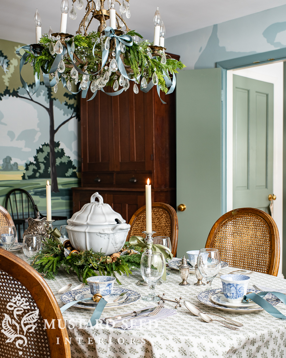 Christmas dining room | miss mustard seed