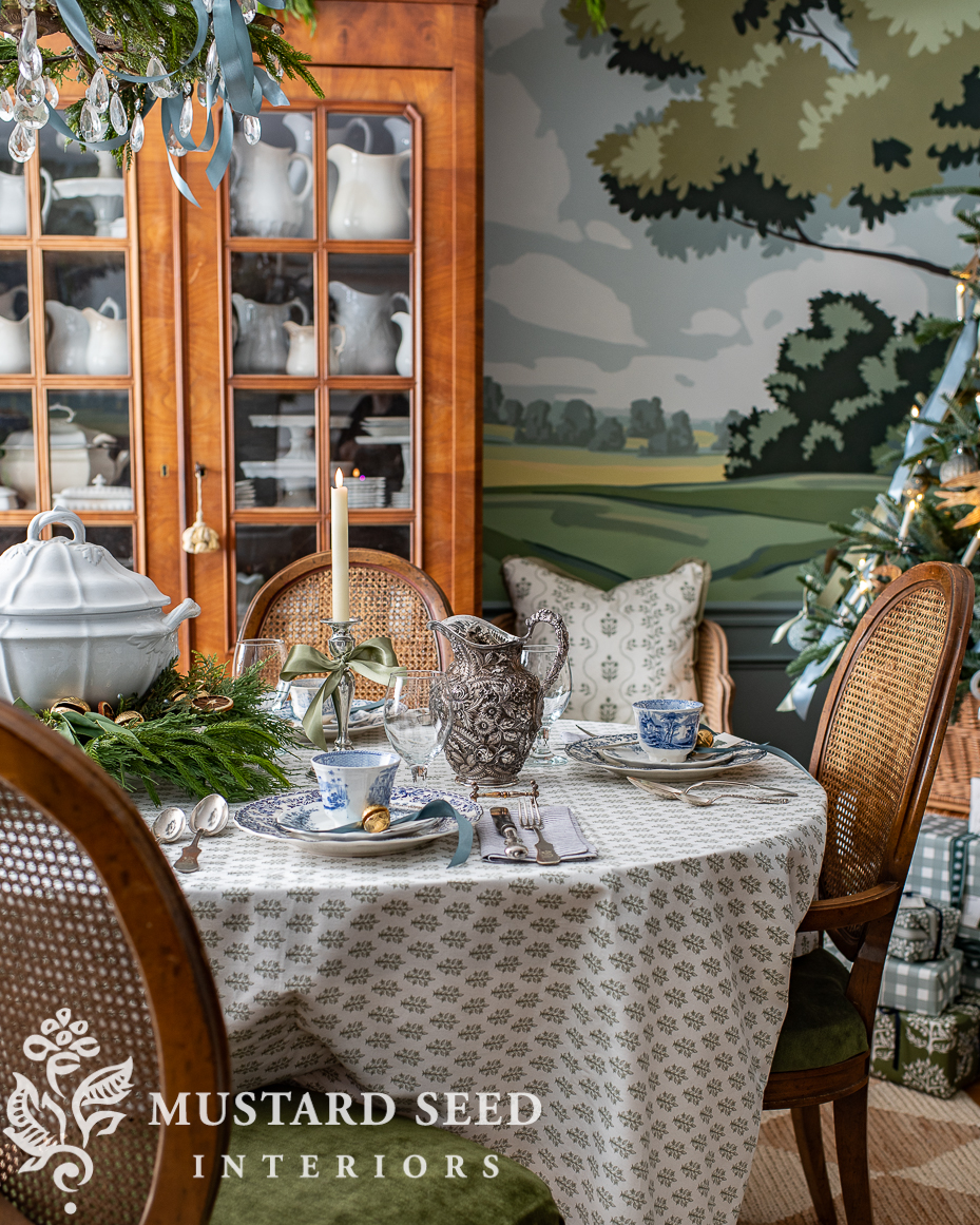 Christmas dining room | miss mustard seed
