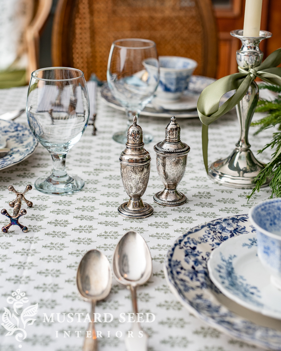 Christmas dining room | miss mustard seed