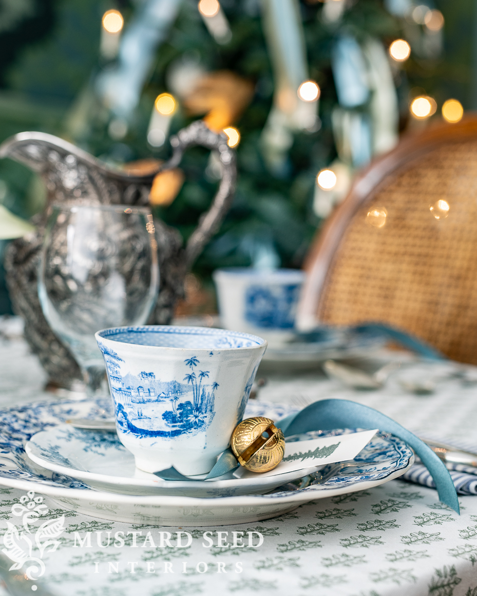 Christmas dining room | miss mustard seed