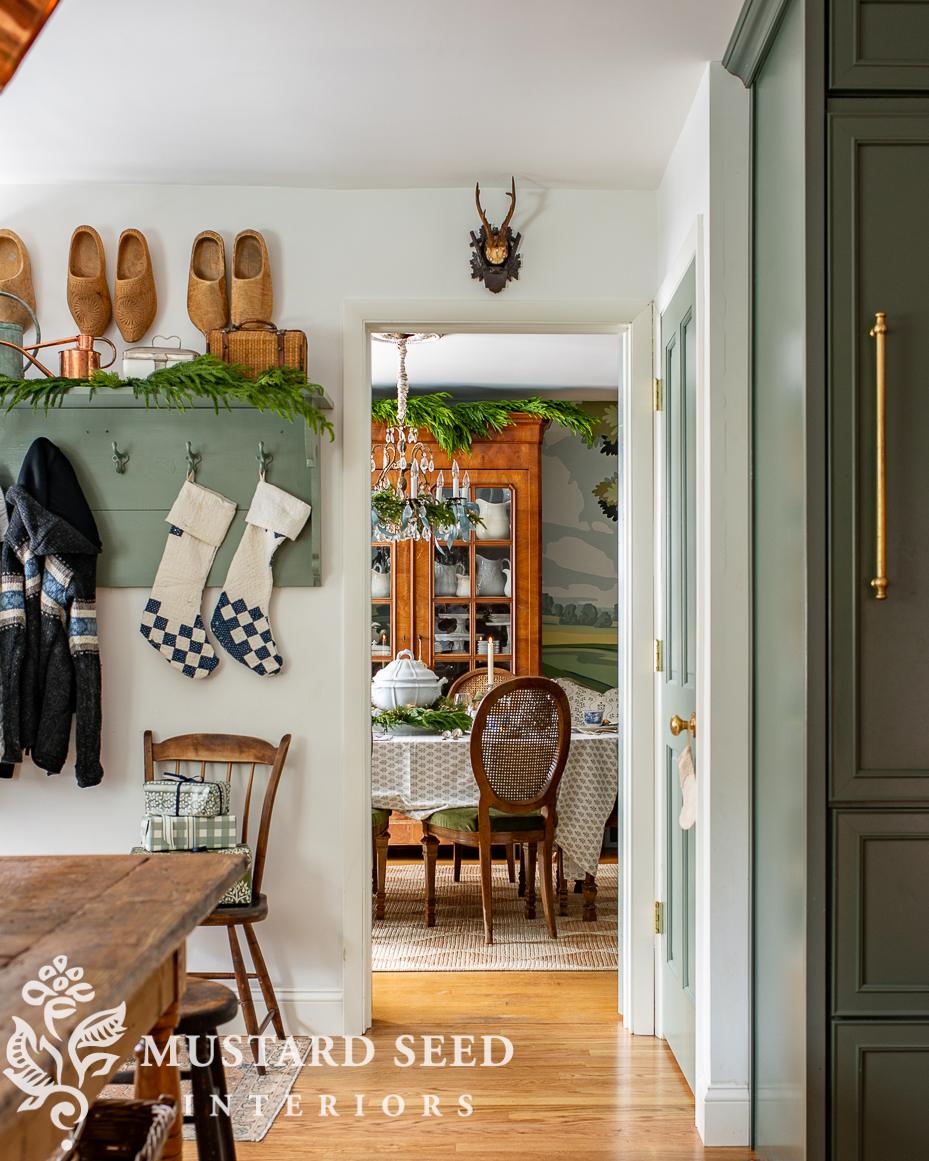 Christmas dining room | miss mustard seed