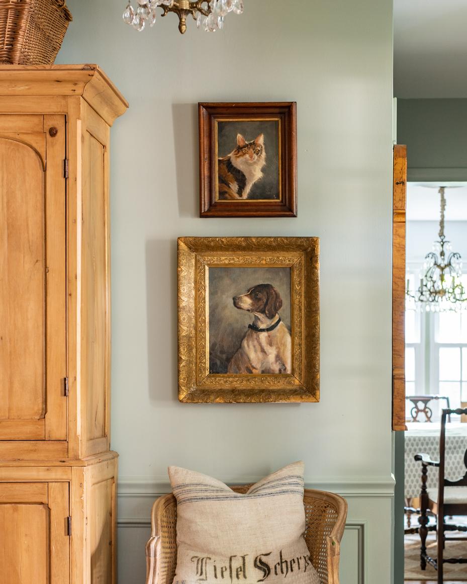 how to style pet portraits in interiors | miss mustard seed