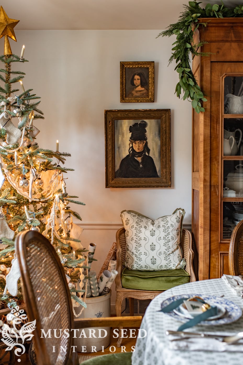Christmas dining room | miss mustard seed