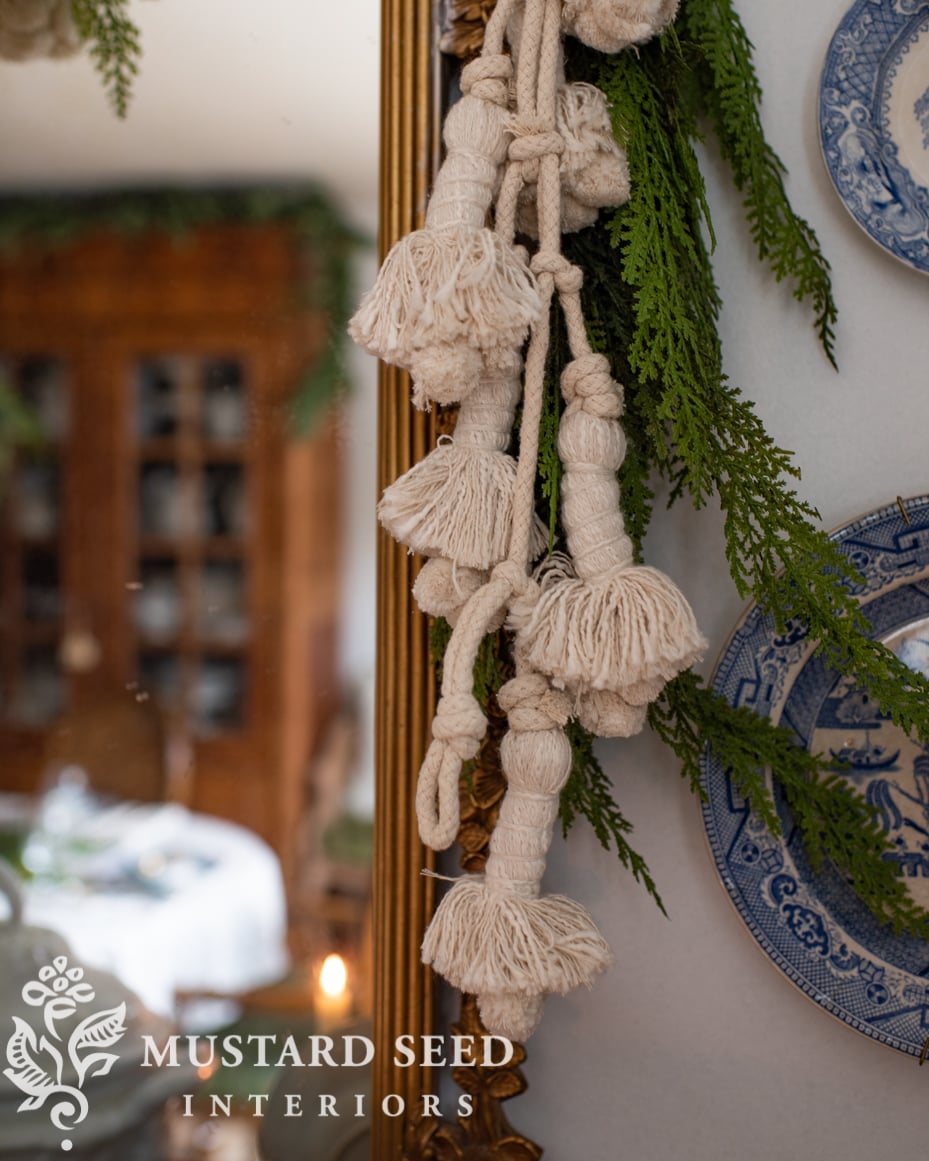 Christmas dining room | miss mustard seed