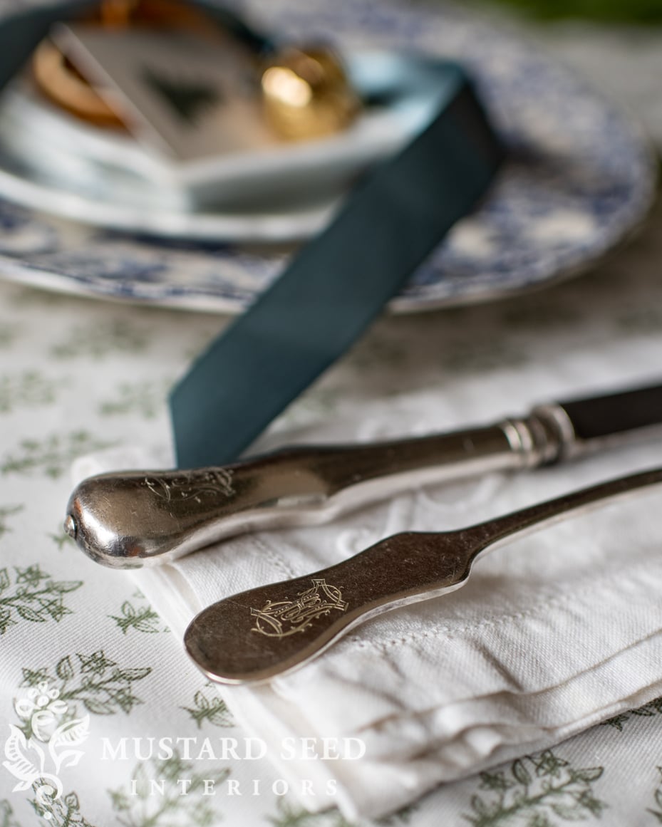 Christmas dining room | miss mustard seed