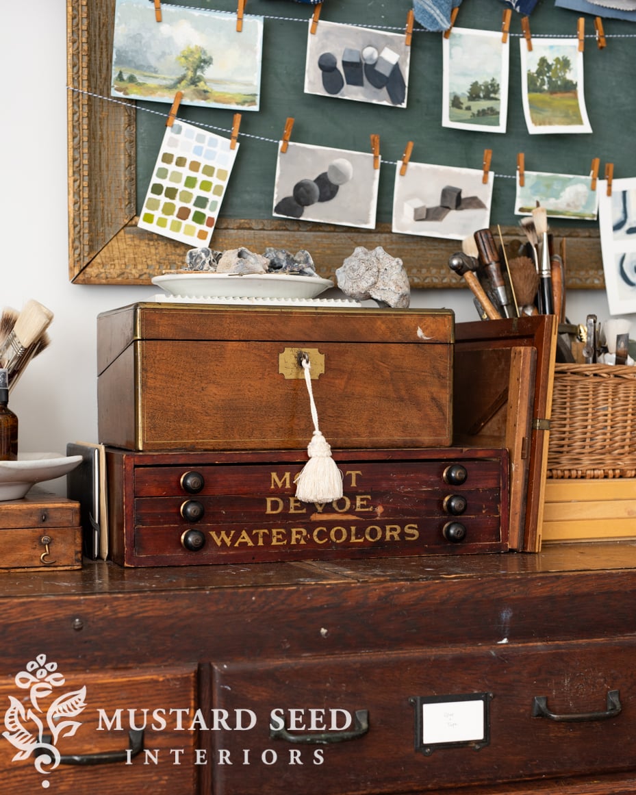 Moist Devoe Watercolors display box | miss mustard seed