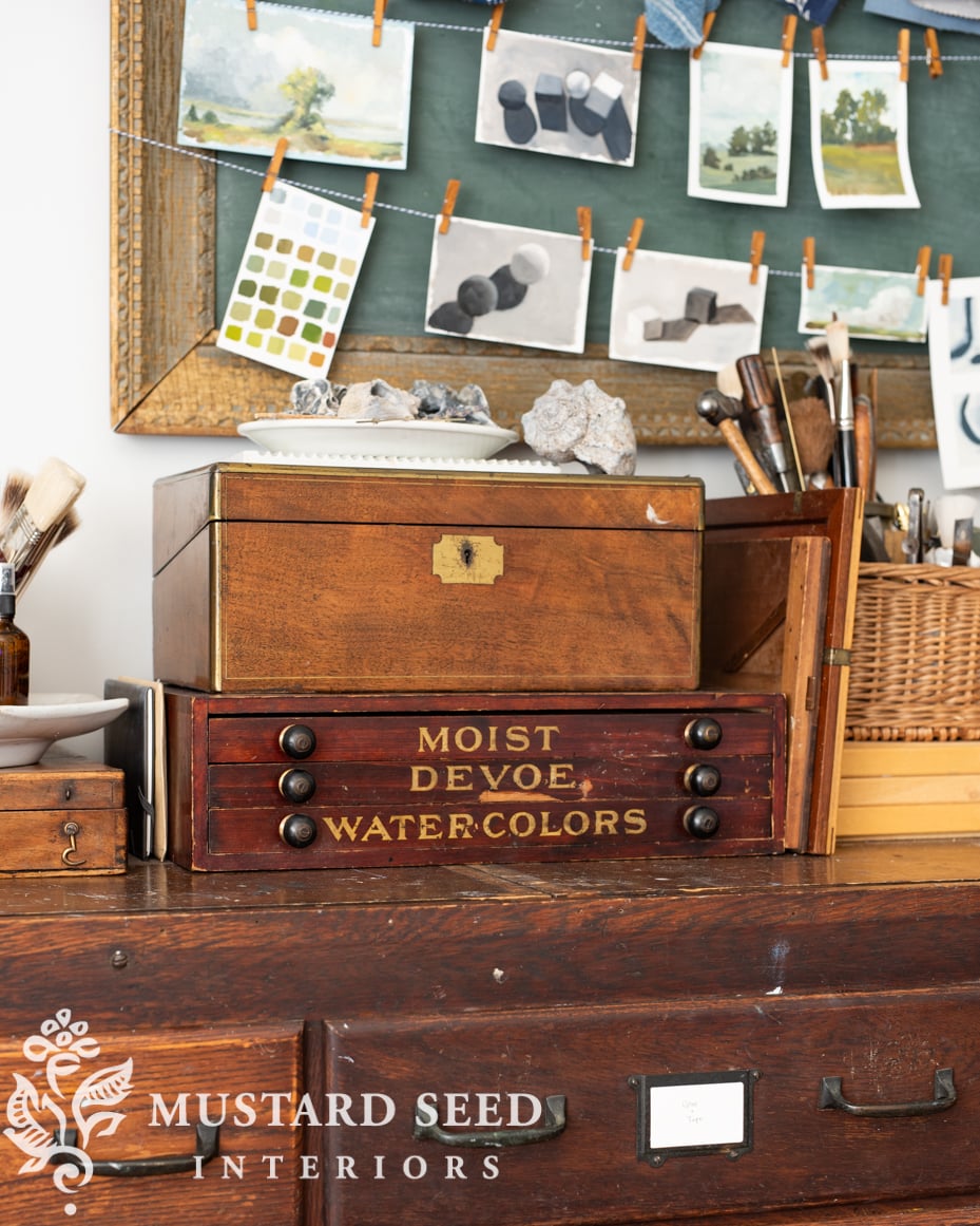Moist Devoe Watercolors display box | miss mustard seed