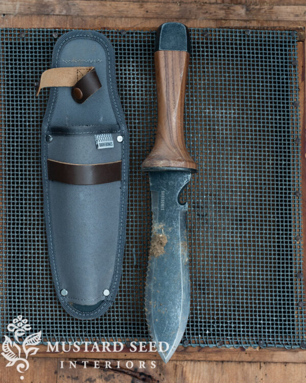 my favorite weeding tools | Miss Mustard Seed