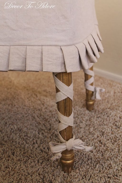 Decor To Adore 032-001_thumb[1]