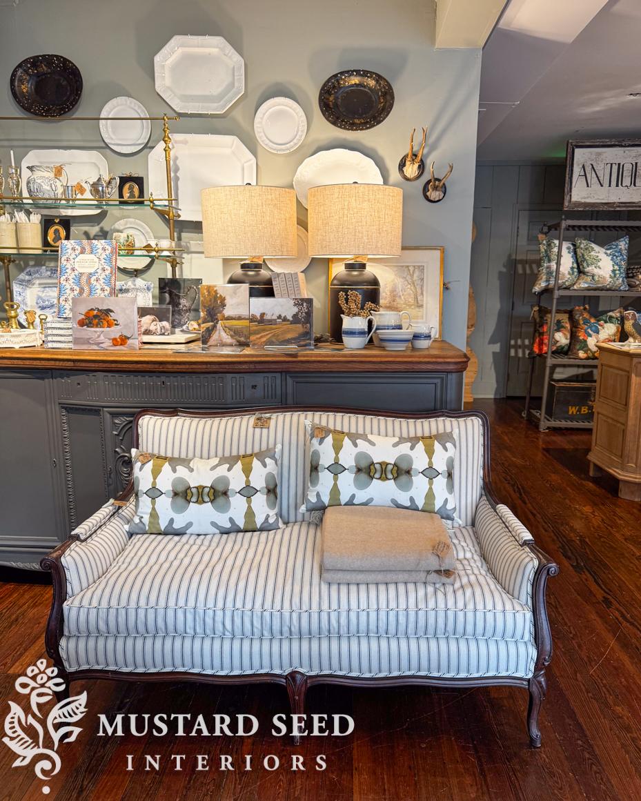 Federal & Black | Middleburg, VA | miss mustard seed