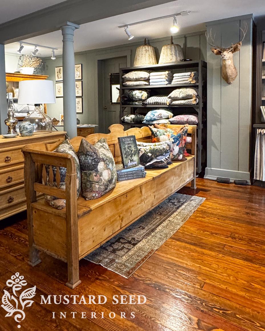 Federal & Black | Middleburg, VA | miss mustard seed