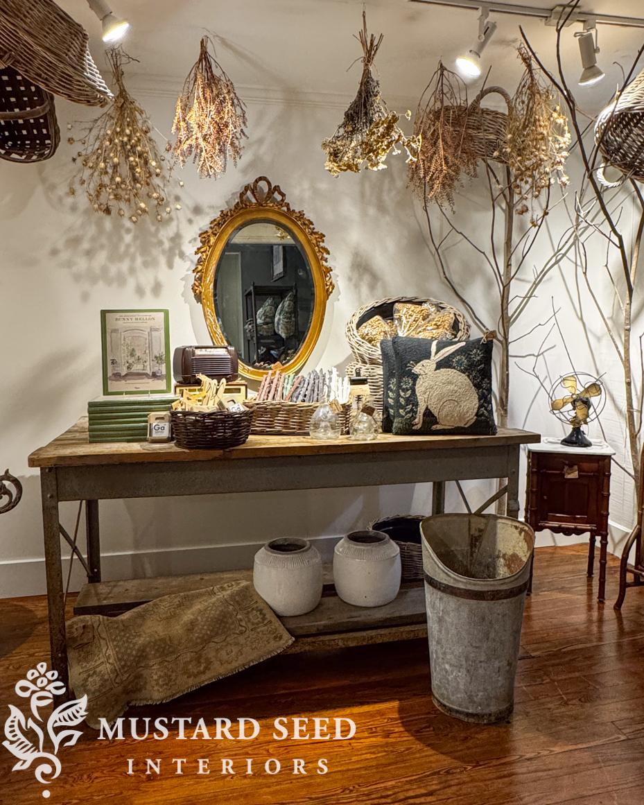 Federal & Black | Middleburg, VA | miss mustard seed