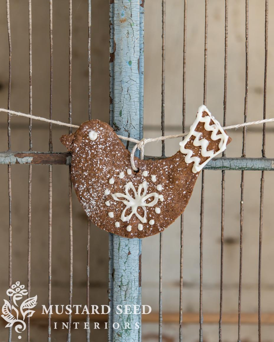 homemade christmas garland round-up | miss mustard seed