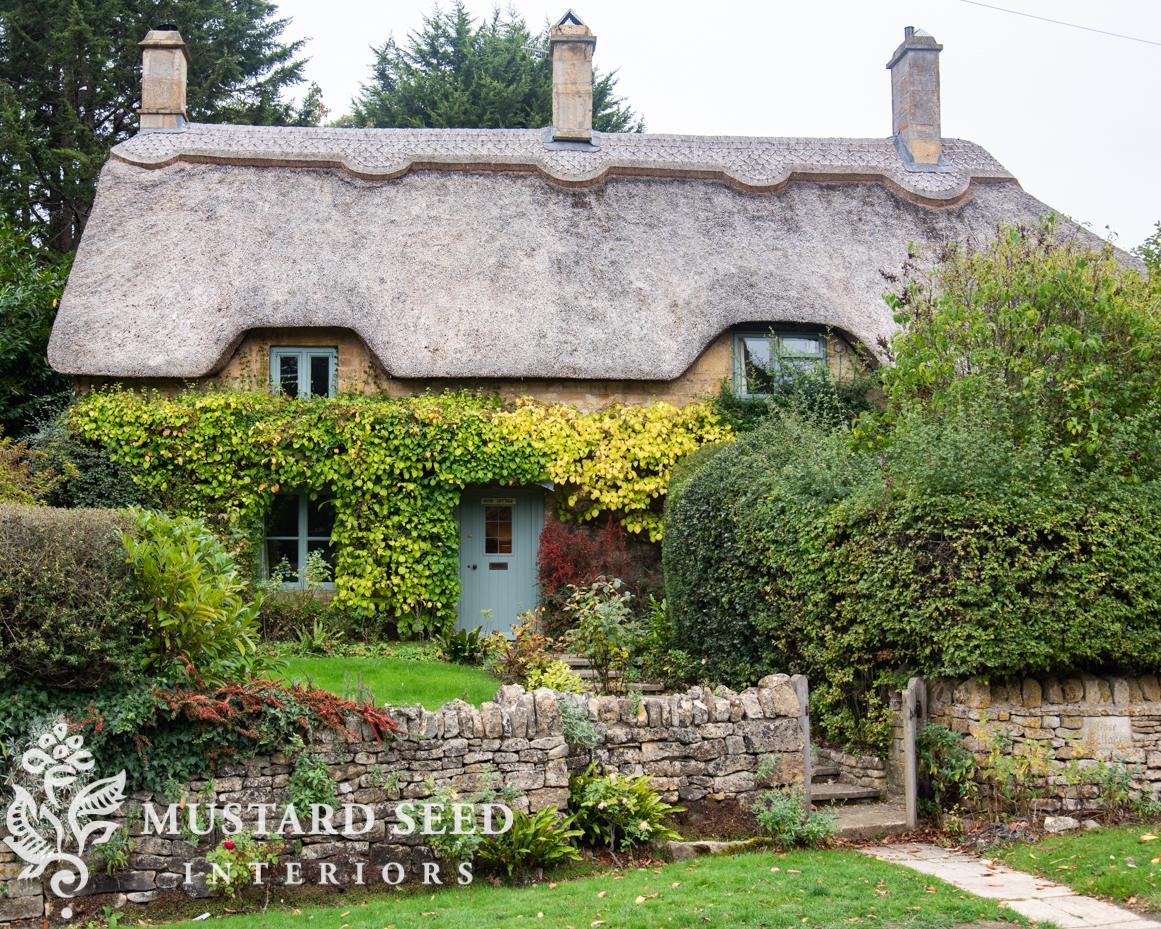 thatched cottage Airbnb in chipping campden | the cotswolds England | miss mustard seed