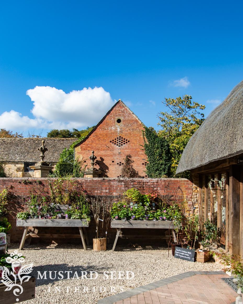 Hidcote Manor Gardens | Gloucester, England, Cotswolds | National Trust Property | miss mustard seed