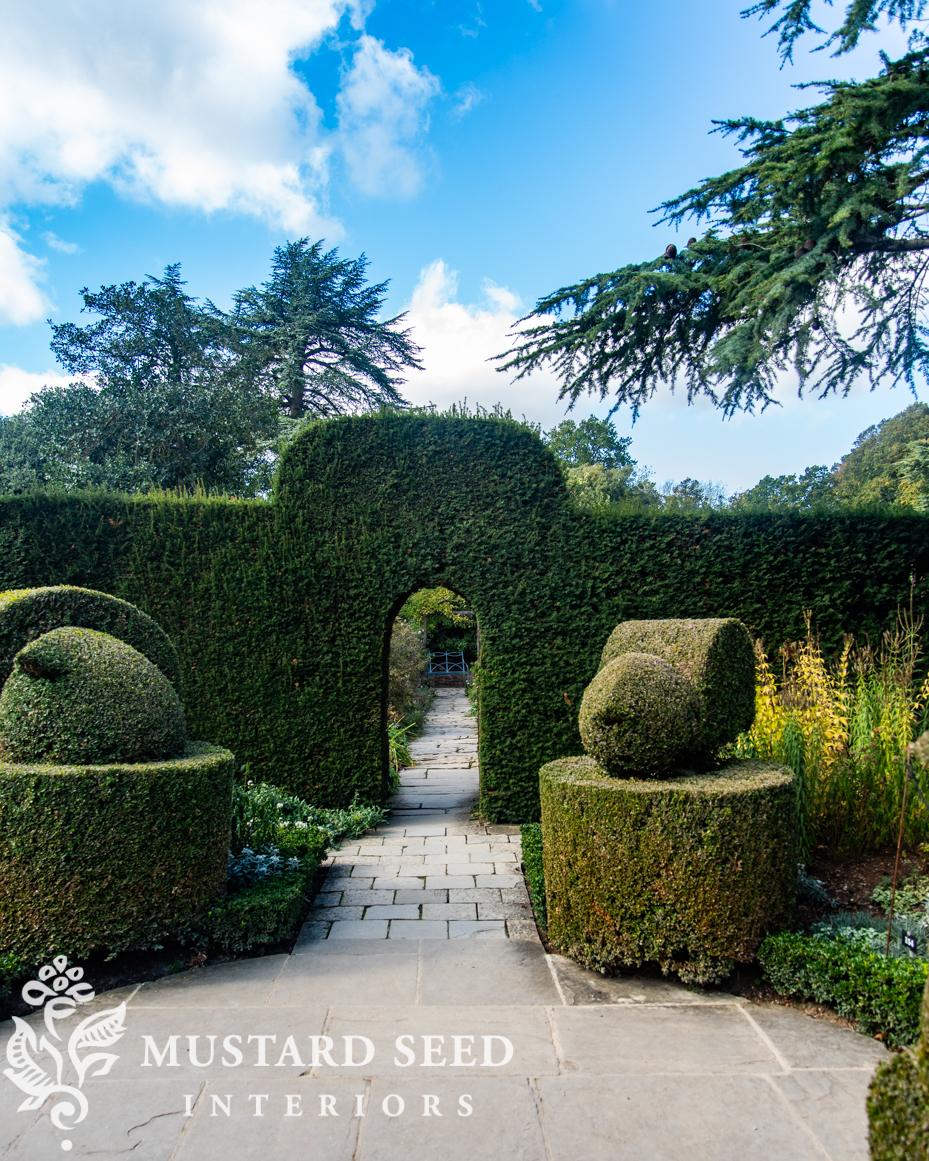 Hidcote Manor Gardens | Gloucester, England, Cotswolds | National Trust Property | miss mustard seed