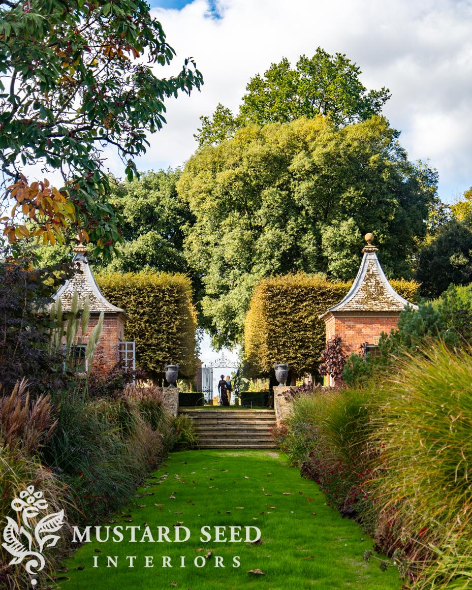 Hidcote Manor Gardens | Gloucester, England, Cotswolds | National Trust Property | miss mustard seed