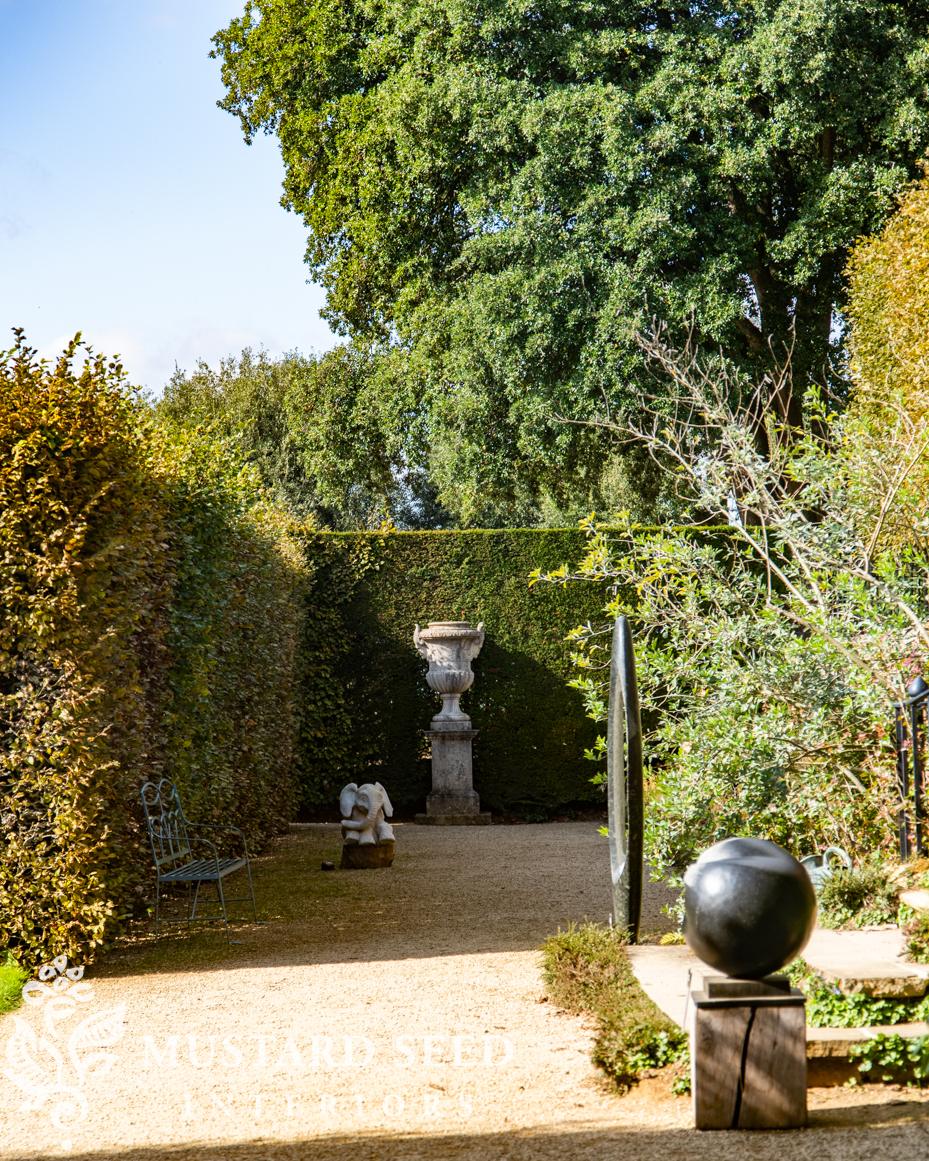 Hidcote Manor Gardens | Gloucester, England, Cotswolds | National Trust Property | miss mustard seed