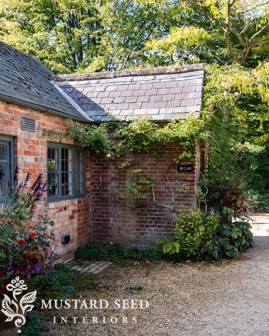 Hidcote Manor Gardens | Gloucester, England, Cotswolds | National Trust Property | miss mustard seed