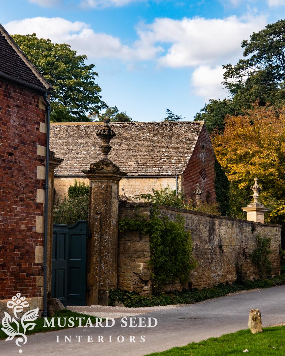 Hidcote Manor Gardens | Gloucester, England, Cotswolds | National Trust Property | miss mustard seed