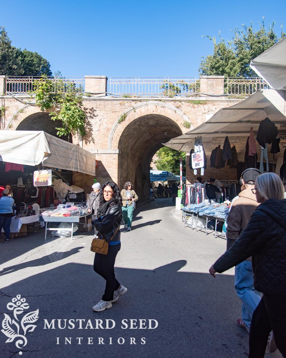 market in siena, Italy | miss mustard seed