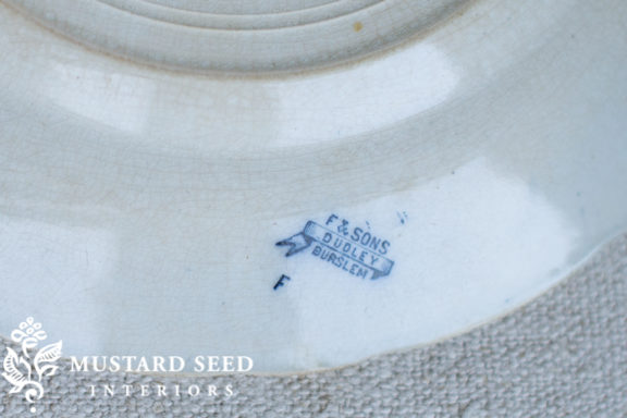 Miss Mustard Seed-7475