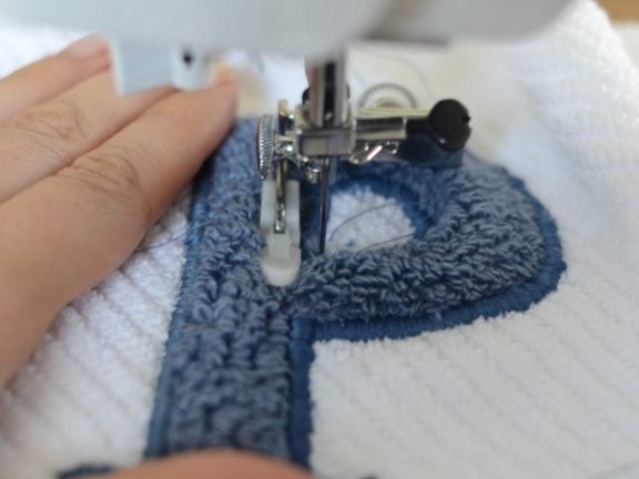 Monogram Bath Linens - Step 4 (640x480)