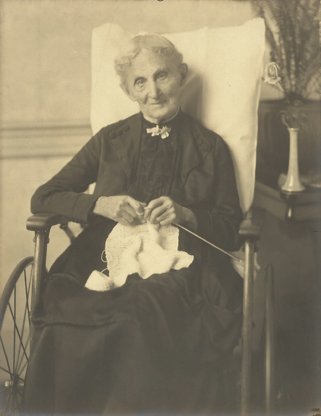 Lucy Gwyn Estes Vaughan | miss mustard seed
