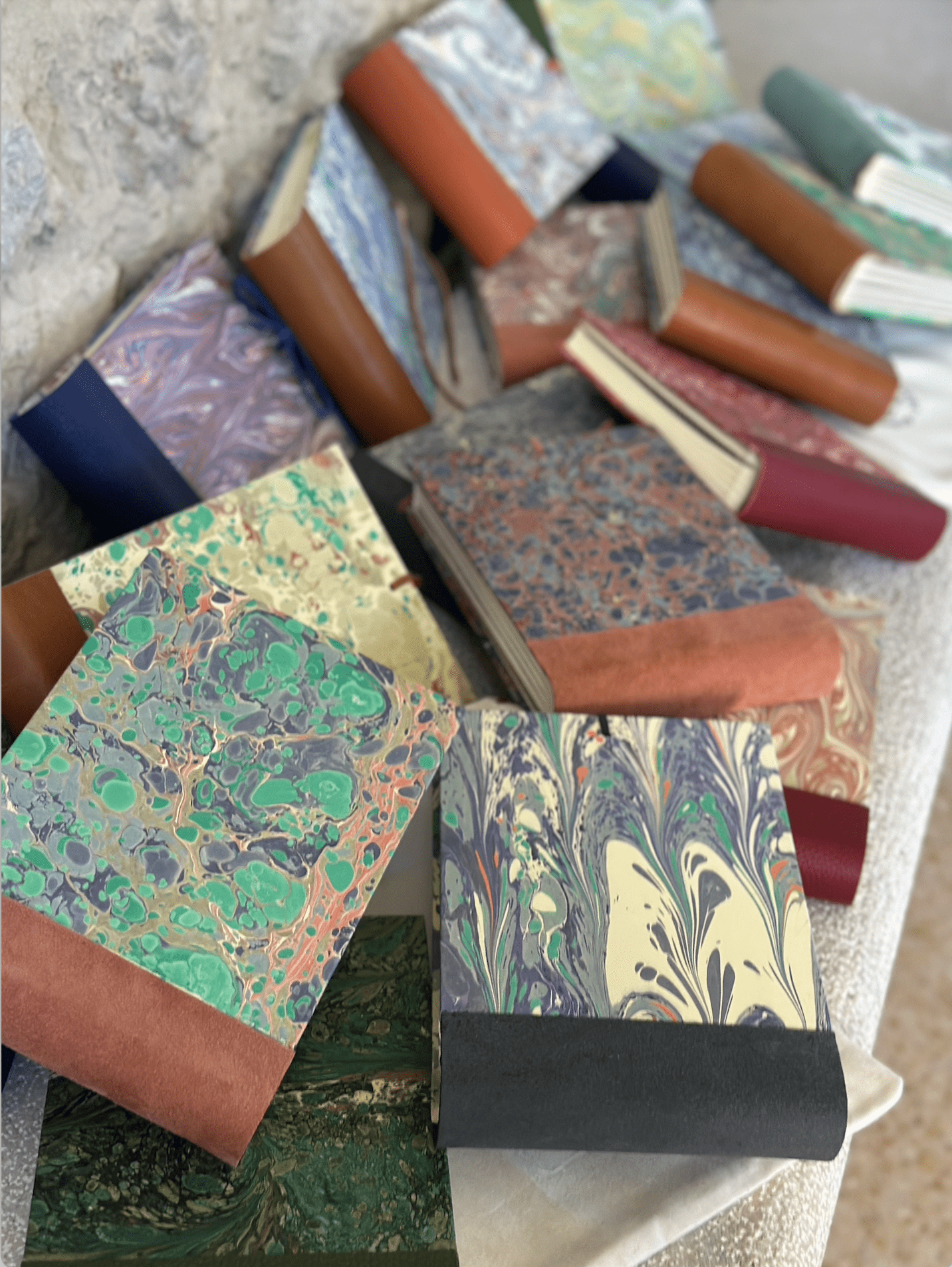 book binding workshop | prone to wander retreats | paige knudsen photogrpahy | miss mustard seed